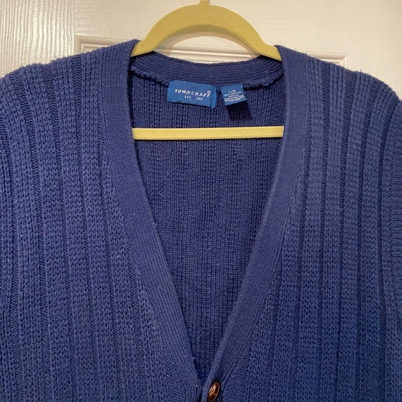 Towncraft Navy Blue Ribbed Knit V Neck Sweated Vest Leather Like Buttons Size L - Picture 2 of 10